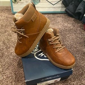 NWT-  Oshkosh Brown Boots Haskell, Size 1